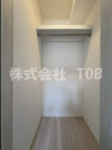【収納】 | コンフォリア・リヴ永福町 | 洋室4.9帖　WIC