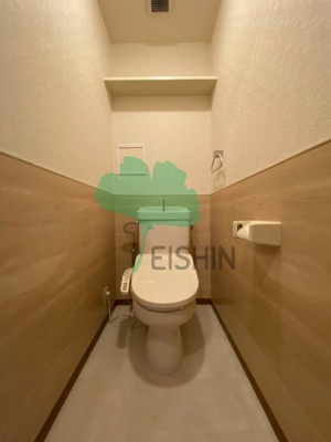 【トイレ】 | SOPHIA TOKUNAGA(ソフィアトクナガ) | 清潔感のあるトイレです。