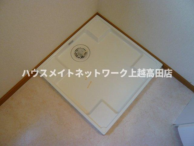 キューブ滝寺Ａのその他|洗濯機置場（参考同型キューブ滝寺Ｂ室内写真）