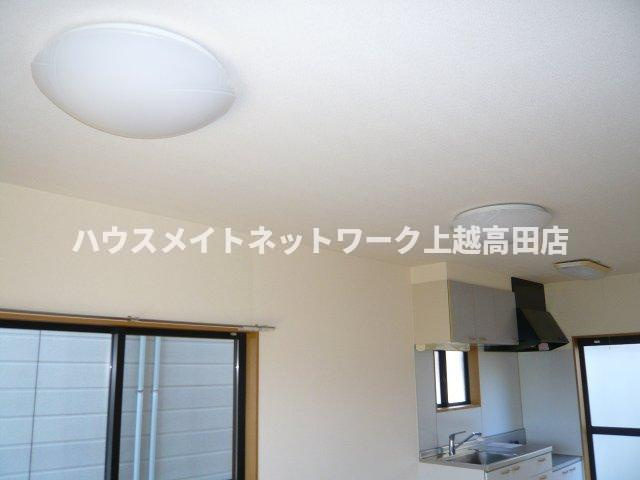 キューブ滝寺Ａの設備|居室照明（参考同型キューブ滝寺Ｂ室内写真）
