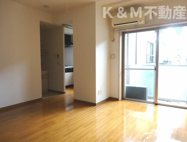 クレストガーデン柏壱番館の居間・リビング|※別部屋参考写真となります。 