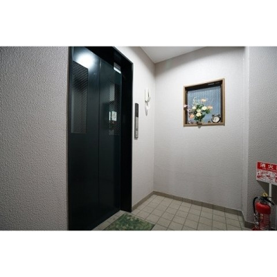 【エントランス】 | ファインコーポ平井 | エレベーターホール