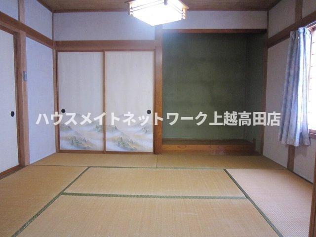 大貫１丁目店舗兼貸家の和室|北側の６畳和室