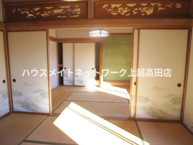 大貫１丁目店舗兼貸家の和室|西側には、４．５畳２間続きの和室