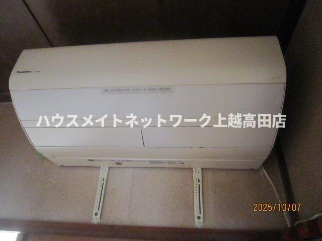 大貫１丁目店舗兼貸家の設備|エアコン