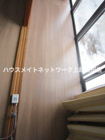 大貫１丁目店舗兼貸家のその他|１間幅の２帖広縁