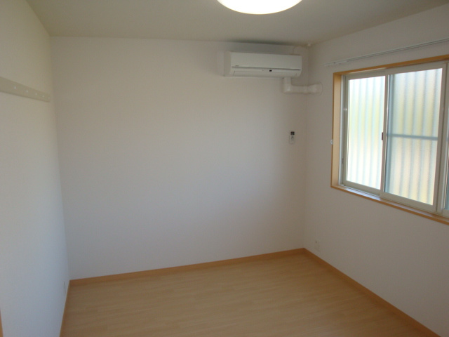 オアシスの内装|北側洋室