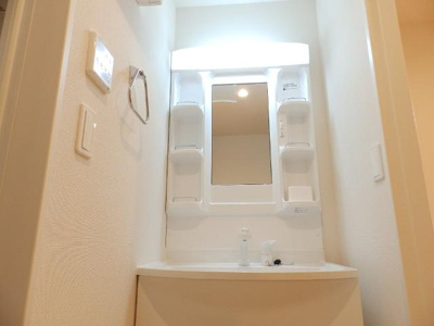 【洗面所】 | ラビュール大日 | 洗髪洗面化粧台