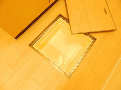 【収納】 | ラビュール大日 | 床下収納