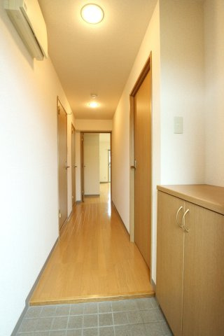 ファイン石上の玄関