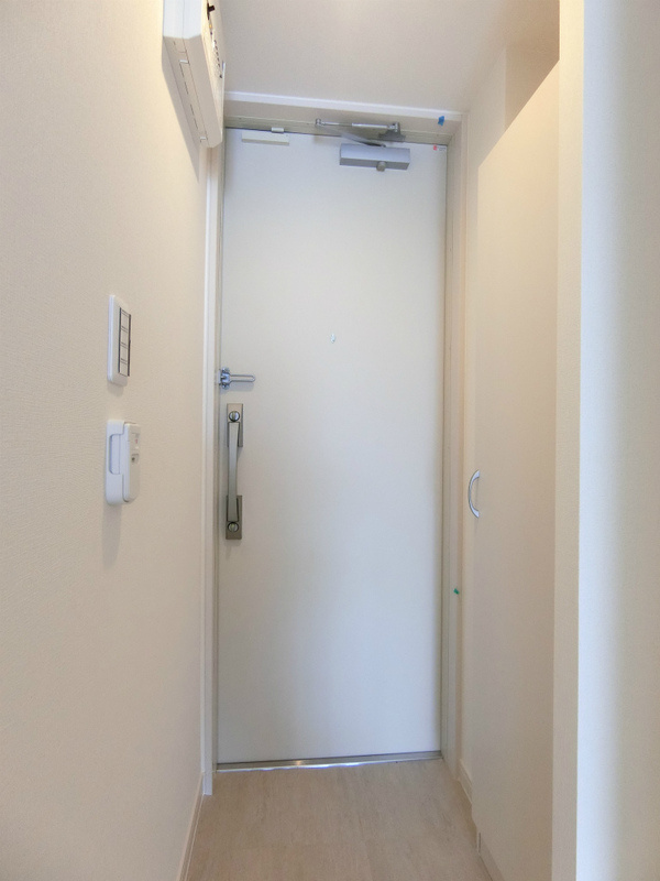 リブリ・グランシャインゴキソの玄関