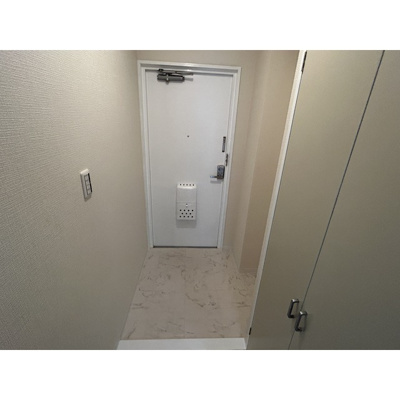 【玄関】 | サリジェ志村公園