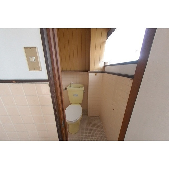 北方町北方MK住居付店舗のトイレ