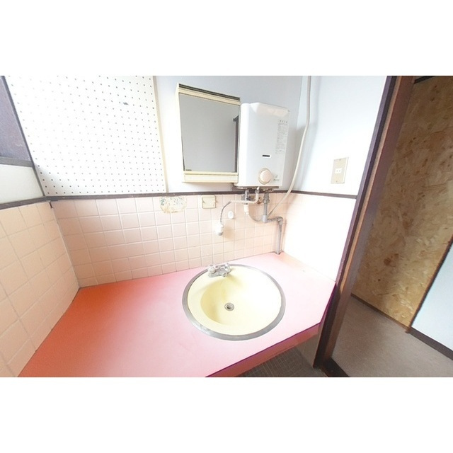 北方町北方MK住居付店舗の洗面所