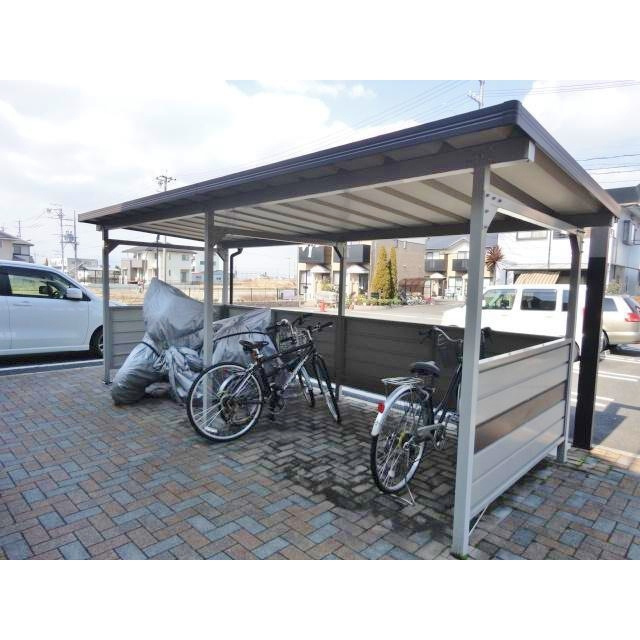 クレアーレのその他|自転車置き場
