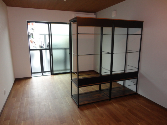 ステイザハウス王寺の居間・リビング