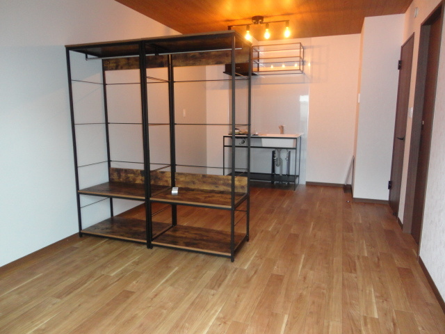 ステイザハウス王寺の居間・リビング