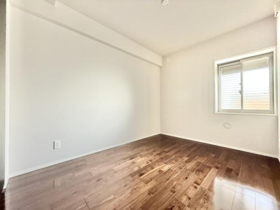 【洋室】 | サンメゾン堺浅香駅前 | 本を読んだり趣味の時間を楽しんだり家の中でひとり静かになれる空間