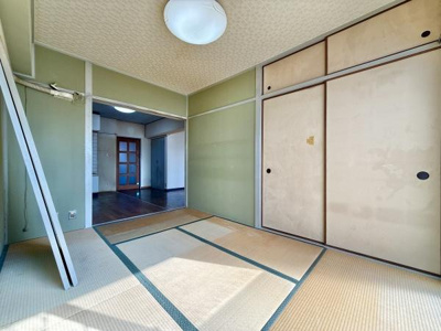 【和室】 | 湊マンション | 収納スペース付きでお部屋もスッキリ片付きますね♪