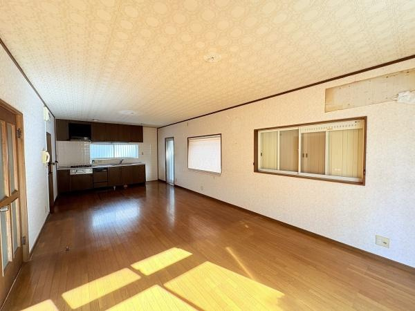 【居間・リビング】