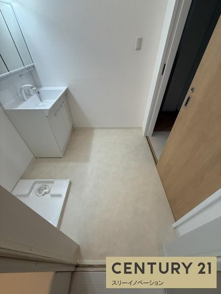 大正区平尾3丁目中古戸建の独立洗面台