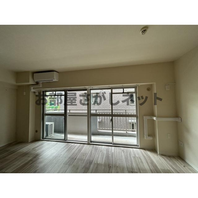 サリジェ志村公園【おとり物件なし】#学生・社会人にオススメ！初期費用分割払い！の居間・リビング