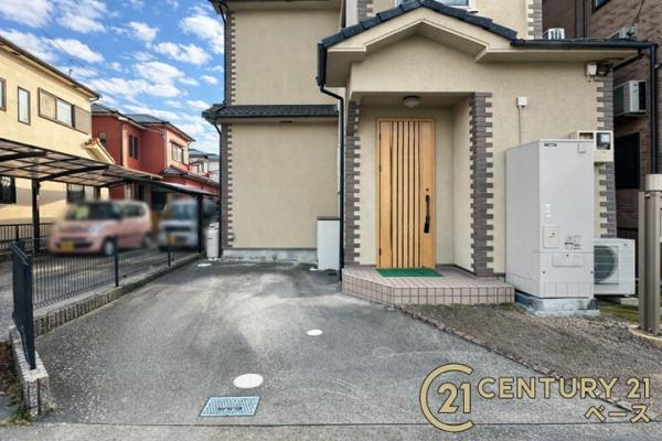 生駒郡安堵町東安堵　一戸建の駐車場