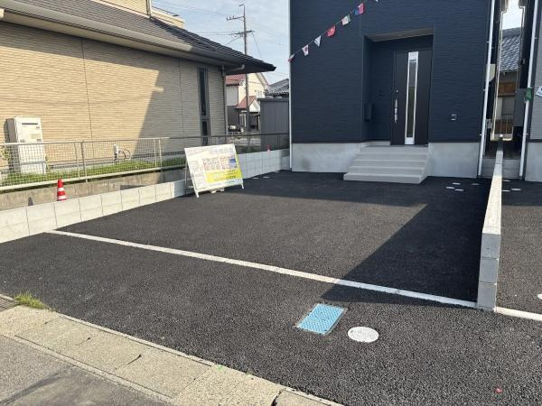 高浜市向山町第5　全3棟・3号棟の駐車場|施工例