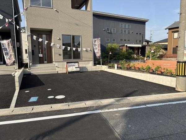 高浜市向山町第6　全3棟・3号棟の駐車場|２台駐車できます！