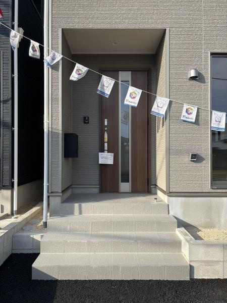 高浜市向山町第6　全3棟・3号棟の玄関|訪れる人を心地よく迎え入れます。