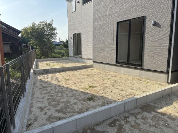 高浜市向山町第5　全3棟・2号棟の庭|施工例