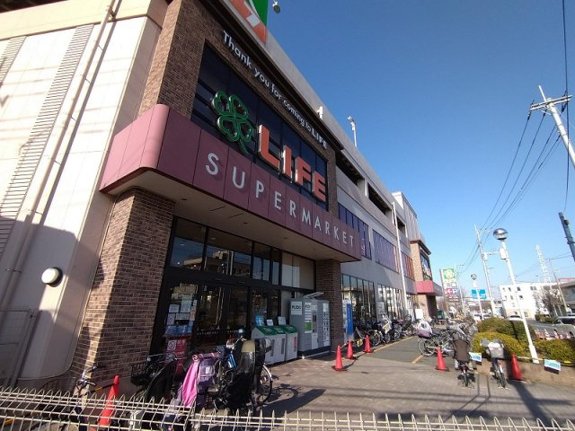 レオパレスアドミラブールユキコの周辺