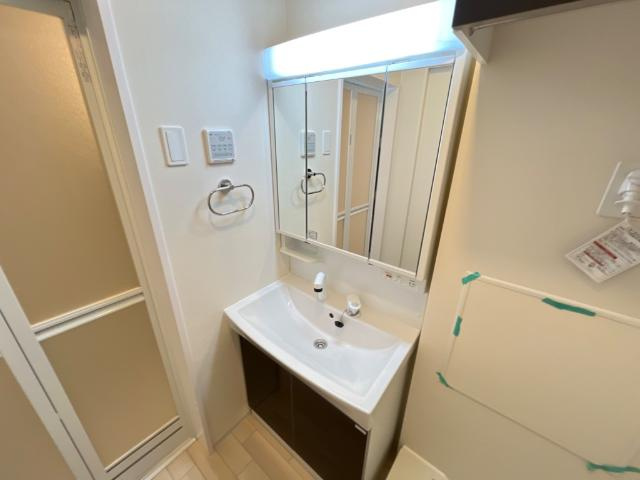 Bigseaの洗面所|洗髪洗面化粧台