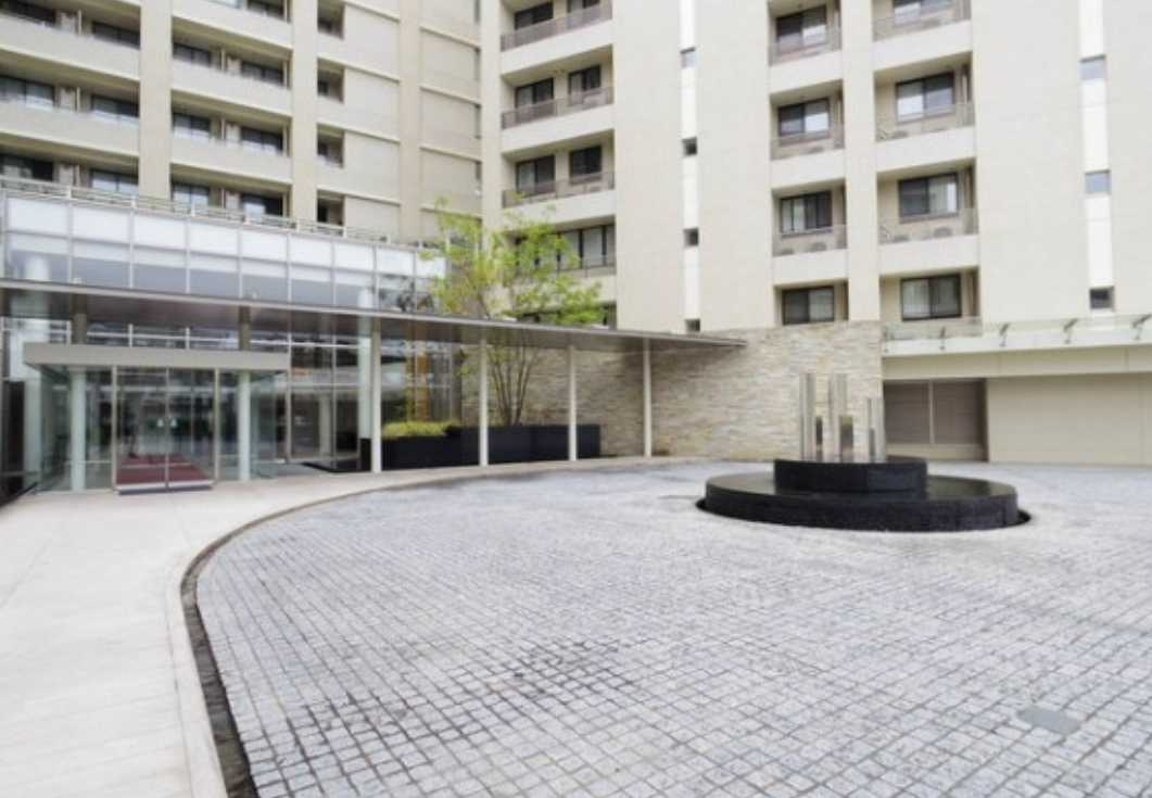 マスタービューレジデンス　プライベートガーデン　楽器相談　ペット相談　礼金０の駐車場