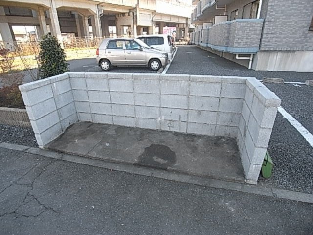 ラ・セゾンソレイユのその他共用部分|ゴミ集積所