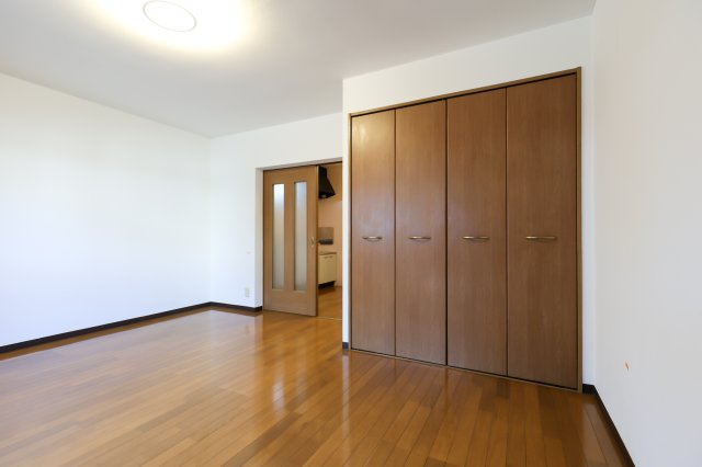 ラ・セゾンソレイユの洋室|8.8帖洋室