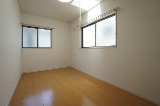 ふじみ野市苗間戸建（JTI)の寝室|洋室5帖