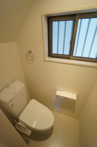 ふじみ野市苗間戸建（JTI)のトイレ