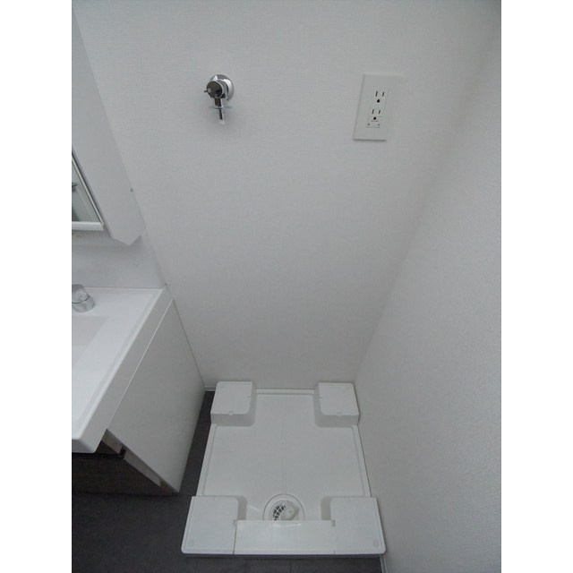 プライムガーデン若木のその他|室内洗濯機置場