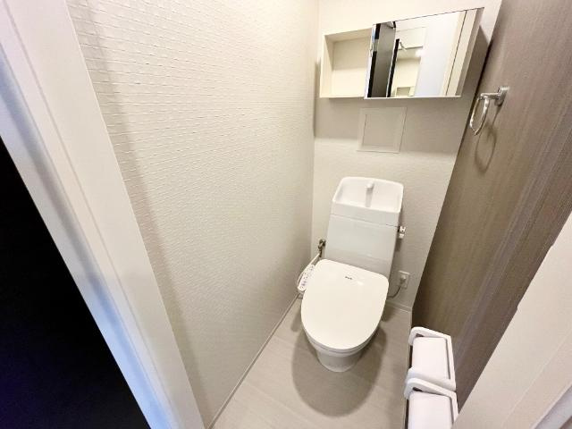 レヴメゾン神山四番館のトイレ|シャワー付トイレ（イメージ）