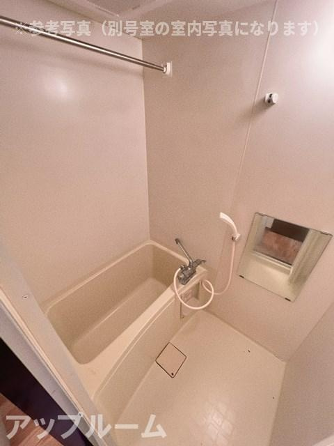 グリーンハイツ外堀の浴室