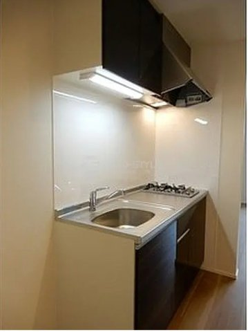 　【ラターシュ園田】　兵庫県尼崎市築浅1棟アパート「満室稼働中！」のキッチン