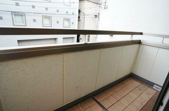 【バルコニー】