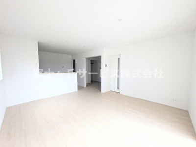 【居間・リビング】 | 浜松市浜名区細江町中川 3期 新築一戸建て | リビングです