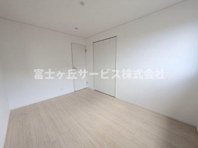 【洋室】 | 浜松市浜名区細江町中川 3期 新築一戸建て | 洋室です