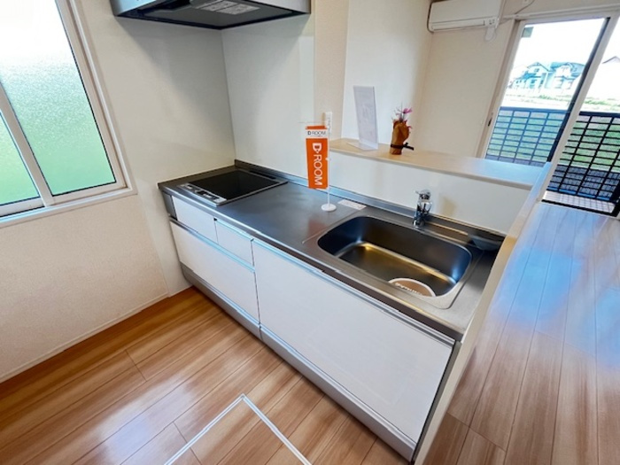 Ｄ－ｒｏｏｍ ＳＡＫＵＲＡのキッチン