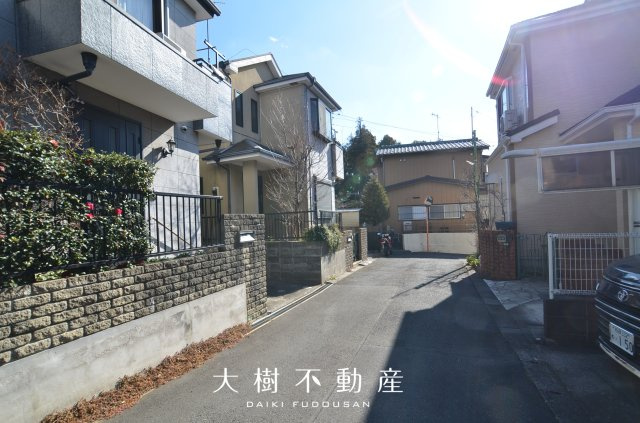 【前面道路含む現地写真】 | 座間市緑ケ丘3丁目　売地　全１区画