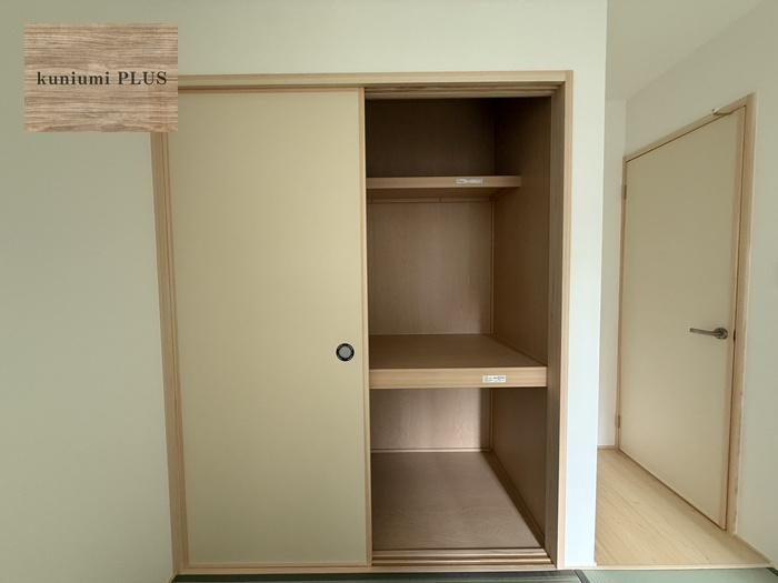 東大阪市鴻池町1丁目　2号棟の玄関