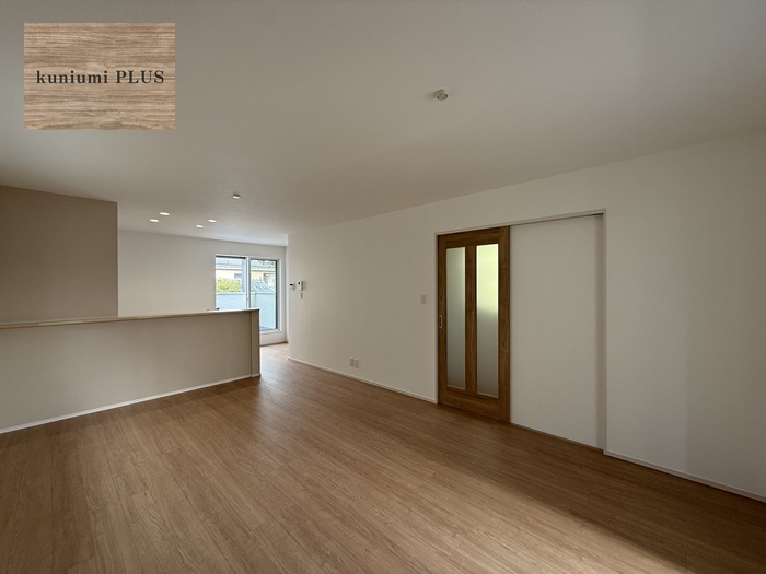 東大阪市鴻池町1丁目　2号棟の居間・リビング