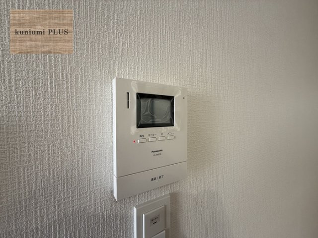 東大阪市鴻池町1丁目　2号棟の防犯設備